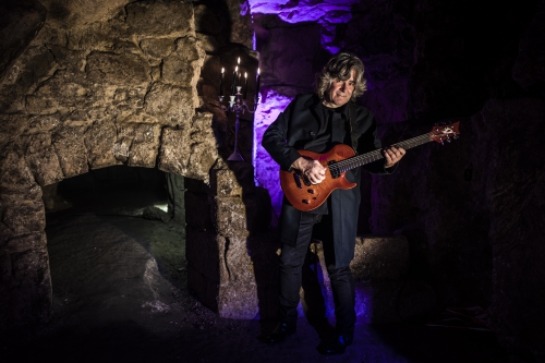 Patrice Vigier during the filming of the clip Life Is Too Short